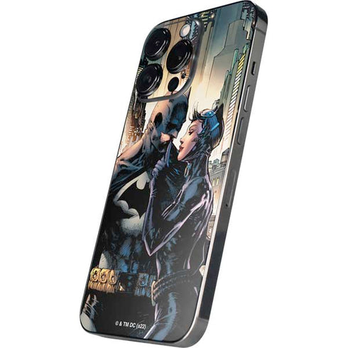 DC Comics Batman Hush 15th Anniversary Deluxe Edition Cover by Jim Lee iPhone 14 Pro Skin